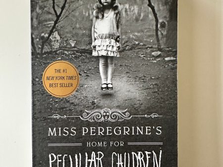 Miss Peregrine s Home for Peculiar Children- Ransom Riggs (Pre-loved) Cheap